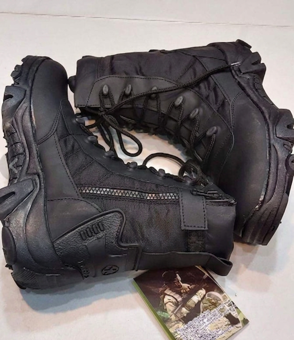Man's Boots