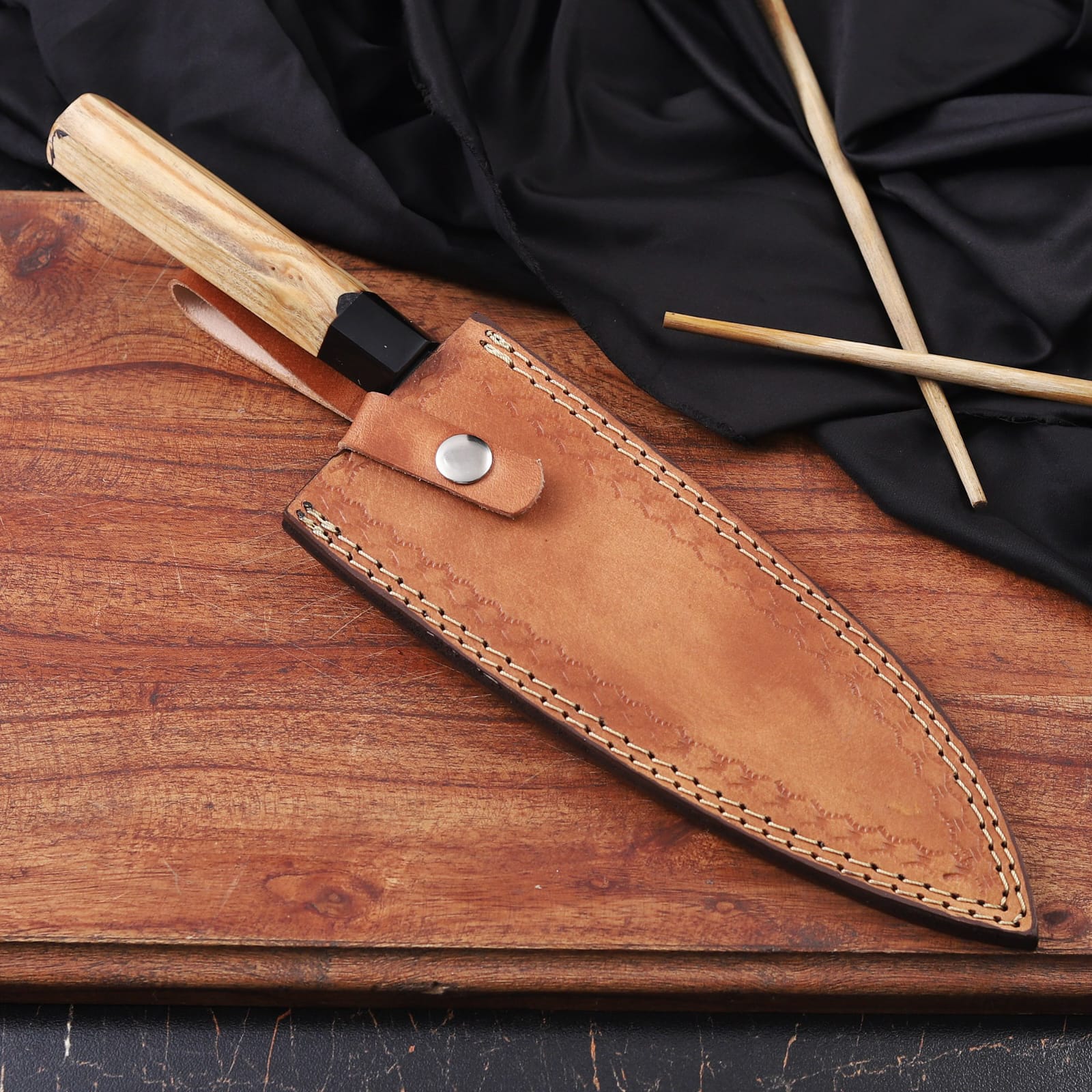 Knife 4